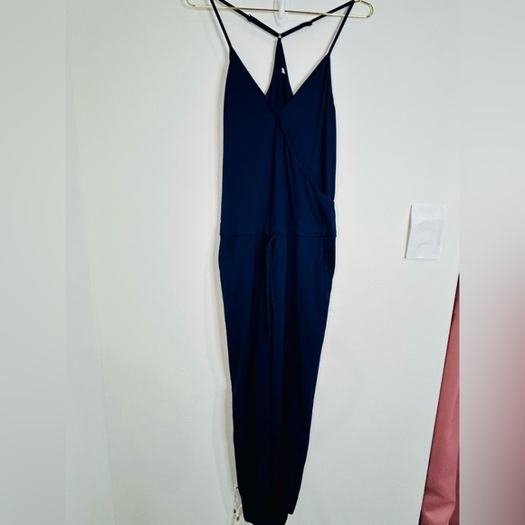 Women’s Blue Sleeveless Jumpsuit Size Large Soft Casual Drawstring Waist Stretch - Picture 3 of 12